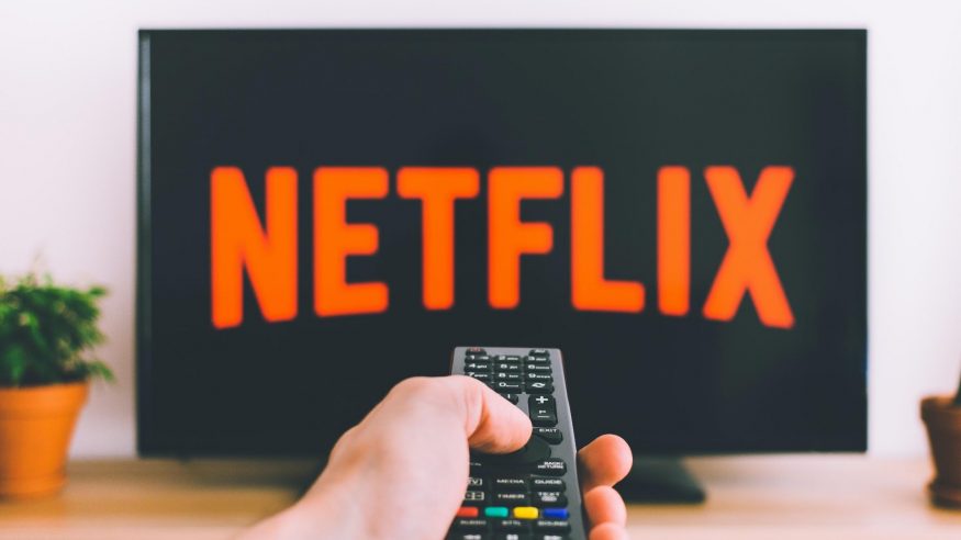 Netflix potichu zaříznul oblíbenou funkci. Možná jste ji používali i vy
