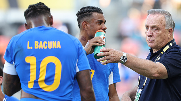 Mohl mít rekord šampionátů, Advocaat se ho kvůli rodině vzdal. Připadne Koubkovi?