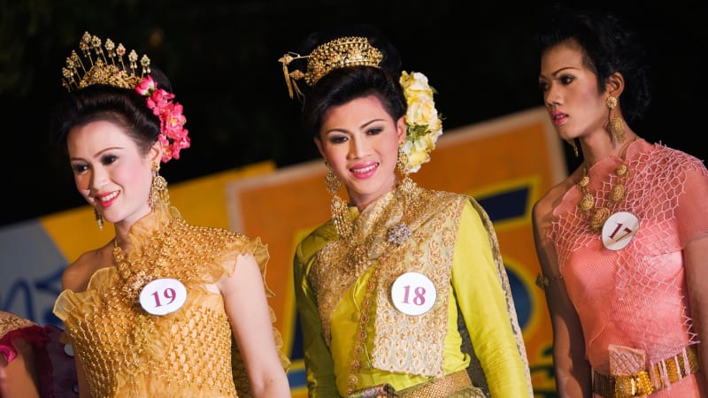 Thajsko jako ráj pro ladyboye? Pomáhá jim buddhistická tradice, přesto čelí těžkostem