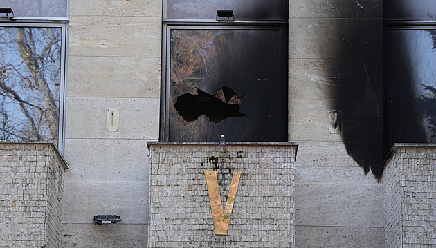 Na ruské středisko v pražských Dejvicích útočil cizinec, čin skoro rok plánoval