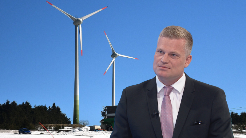 Zóny pro větrníky vymezí vláda kvůli miliardám z EU, tvrdí Turek. Odmítá „soudružský“ slib