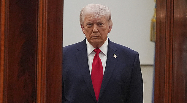 Velký krok k válečné ekonomice. Trump chce drastické zvýšení výdajů na obranu