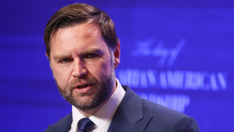 Mír na Ukrajině? Dosáhli jsme obřího pokroku, řeší se jen pár kilometrů území, říká Vance