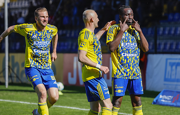 Zlín - Teplice 3:2, hosté dohrávali v deseti, domácí rozhodli už v prvním poločase