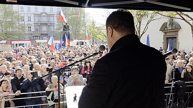 Proti sjezdu sudetských Němců přijel do Brna protestovat i Okamura