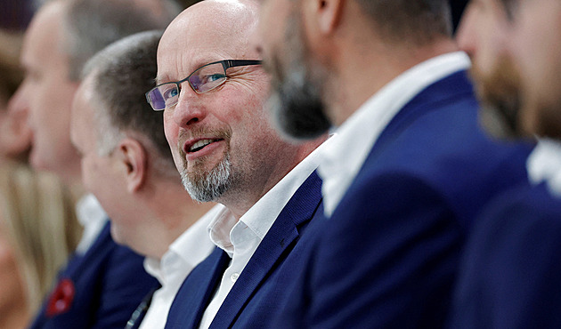 Je Augustův štáb pro Spartu ten pravý? Těžko říct, míní experti. Klub ale ulovil eso