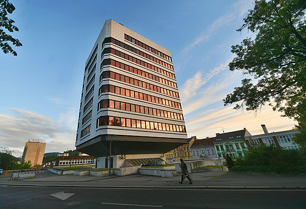 Ukrajinky a pak už nikdo. Kdysi luxusní hotel osiřel, majitel řeší budoucnost