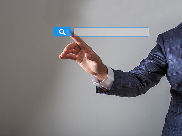 Google tlačí AI do vyhledávání, lidé začínají hledat alternativy. Vyzkoušeli jsme je