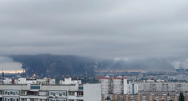 Moskva čelila největšímu útoku dronů za dva roky. Znovu trefily rafinerii