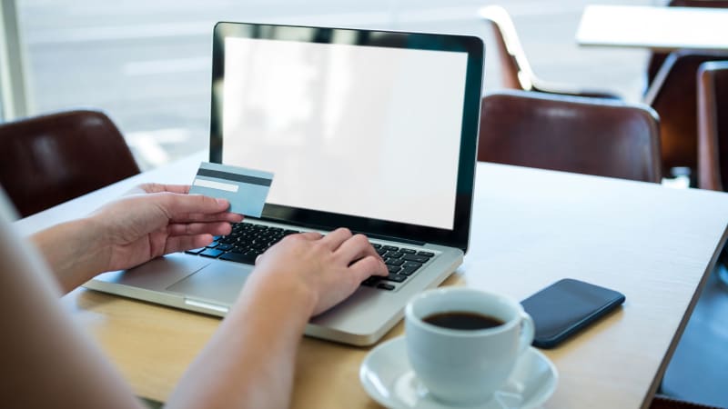 Konec složitého vracení zboží. E-shopy musí zavést novinku, Česko s legislativou zaspalo