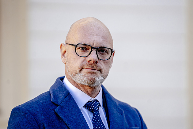 Pavel přijme Plagu kvůli rozpočtu. Školství je priorita, kritizoval návrh prezident