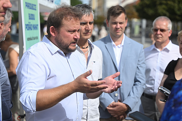Do voleb v Pardubicích jde devět uskupení. Kampaň už zahájilo ANO i opoziční ODS