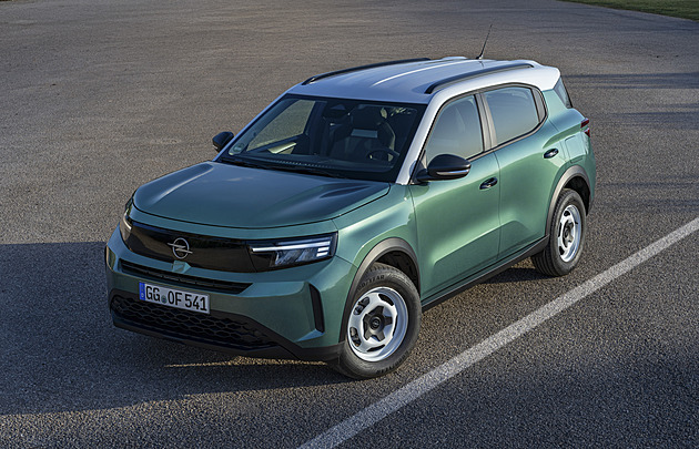 Evropský autoprůmysl se změní, říká šéf Opelu v Česku. Dieselu stále věří