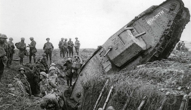 Hrůza a bezmoc. Když poprvé vyjel do boje tank, vyvolal v zákopech paniku