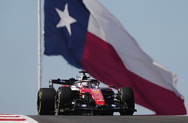 V prvním tréninku F1 v USA byl nejrychlejší Leclerc, Antonelli měl pátý čas