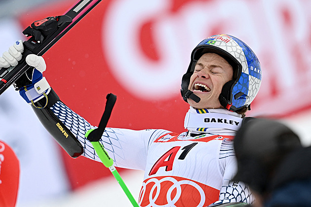 Pinheiro Braathen vyhrál v Söldenu úvodní obří slalom Světového poháru