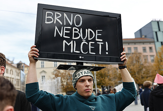 Studenti v Brně vyhlásili výstražnou stávku, chtějí ji rozšířit po celém Česku