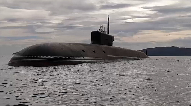 Ruská ponorka vystřelila směrem k NATO raketu schopnou nést jaderné hlavice